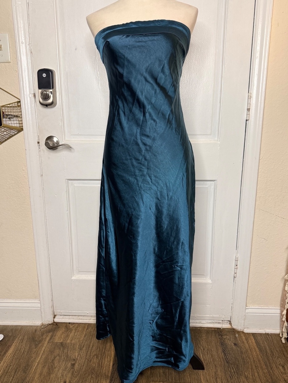 Realtix TikTokShop Strapless Teal Open Back Maxi Gown